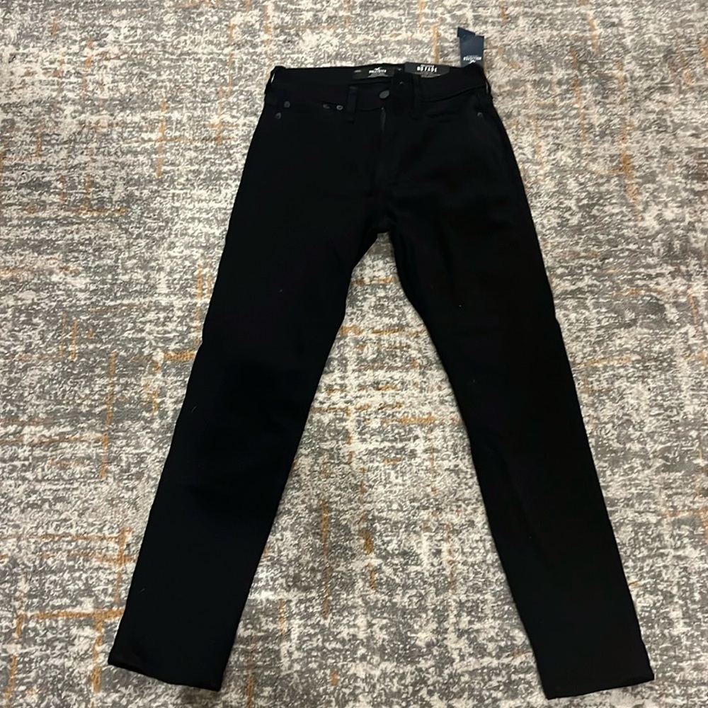 Brand new young men’s Hollister jeans